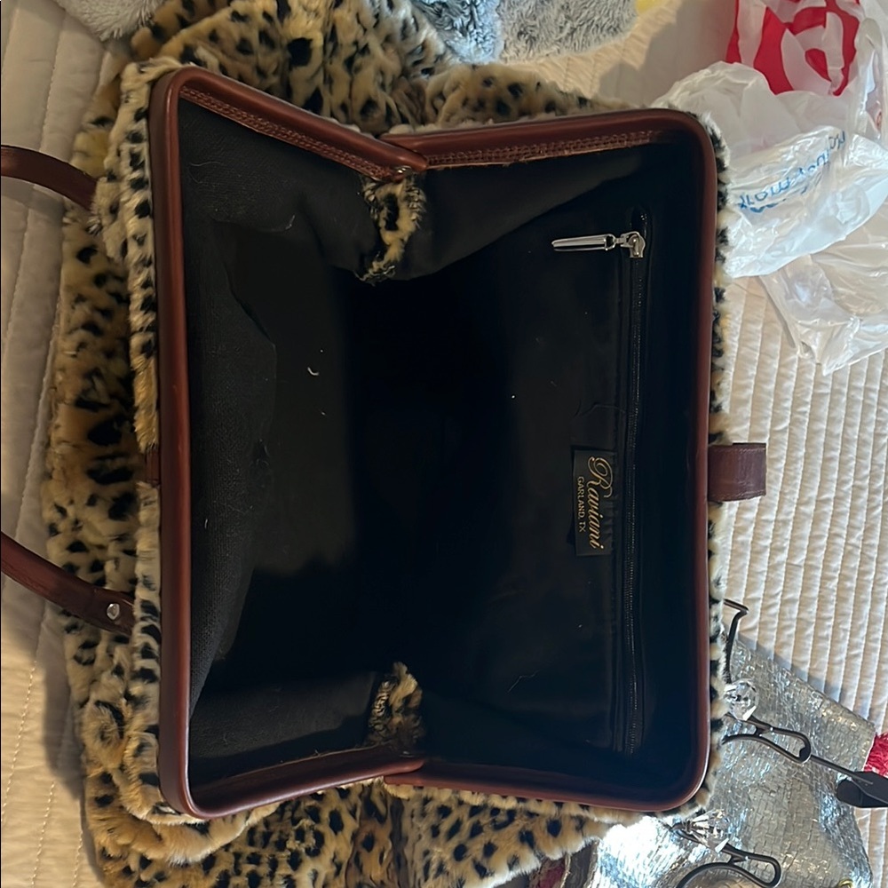 Raviani Brown Leopard Satchel with Gold Clasp - Picture 3 of 9